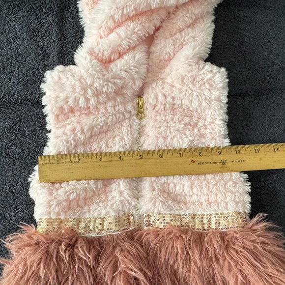 Little Lass Faux Fur Vest with Hood, Sequins , size 2T, EUC Adorable Stylish - Picture 7 of 10